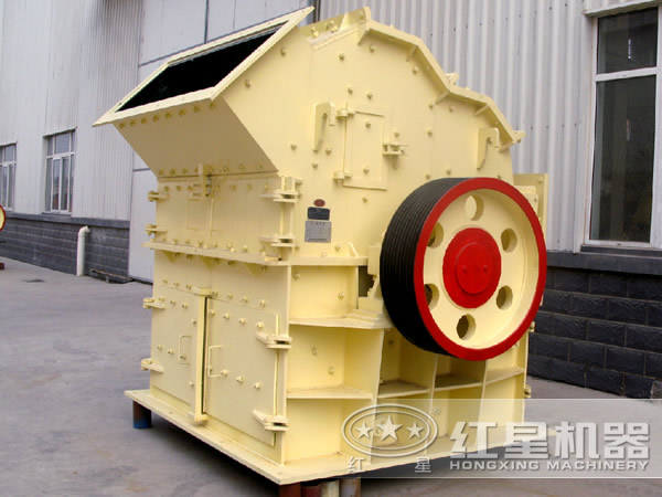 PXJ800×600型石灰石高產(chǎn)細(xì)碎機(jī)_小功率，大能力，值得一看