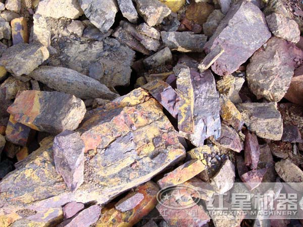 鐵礦石顎式破碎機(jī)哪家好，大概價(jià)格多少